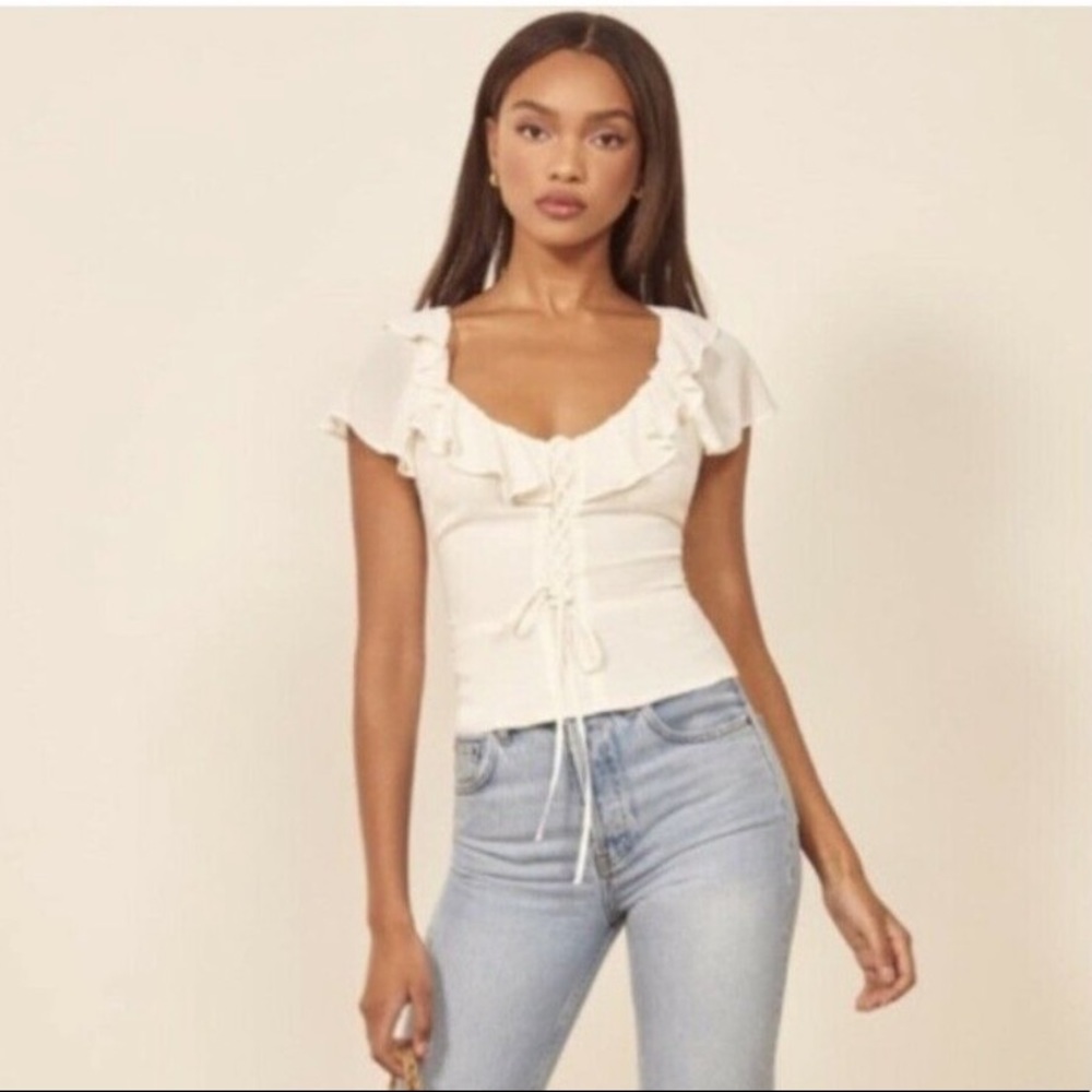 💐 NWOT Reformation Lace Up Fleur Top